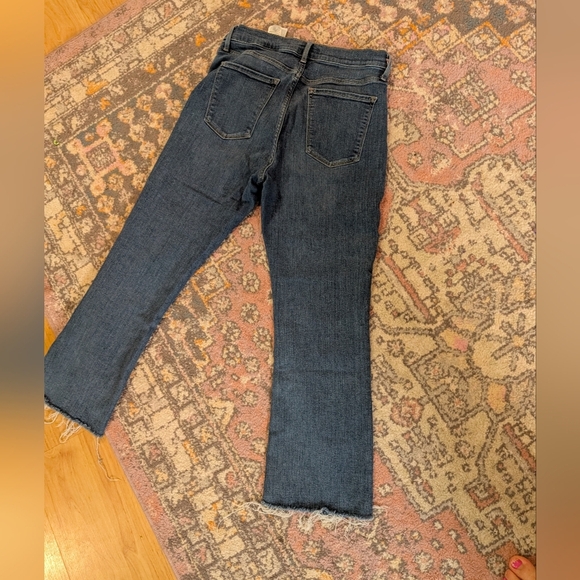 Banana Republic Mid Rise Crop Flare Medium Wash Jeans Size 29 Comfy Casual Denim - Picture 8 of 10
